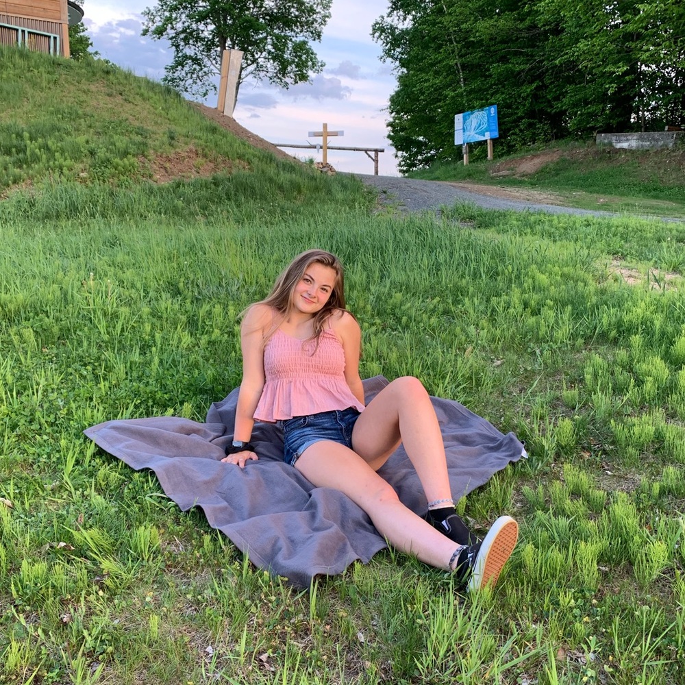 Meet your Posher, Nicole